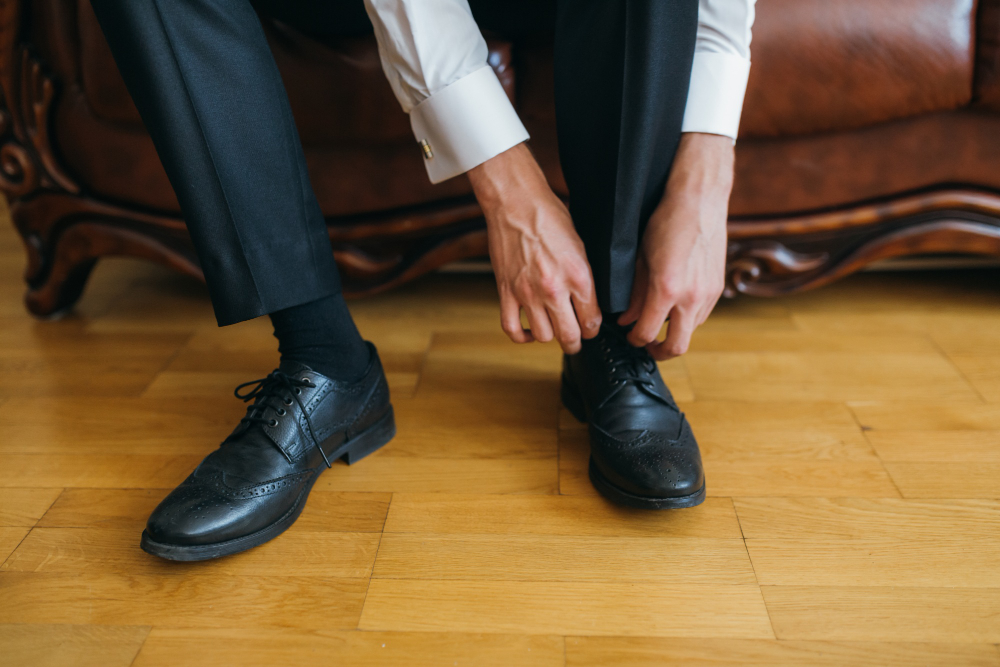 Can Men's Dress Shoes Conquer The OKC Summer Heat in 2024